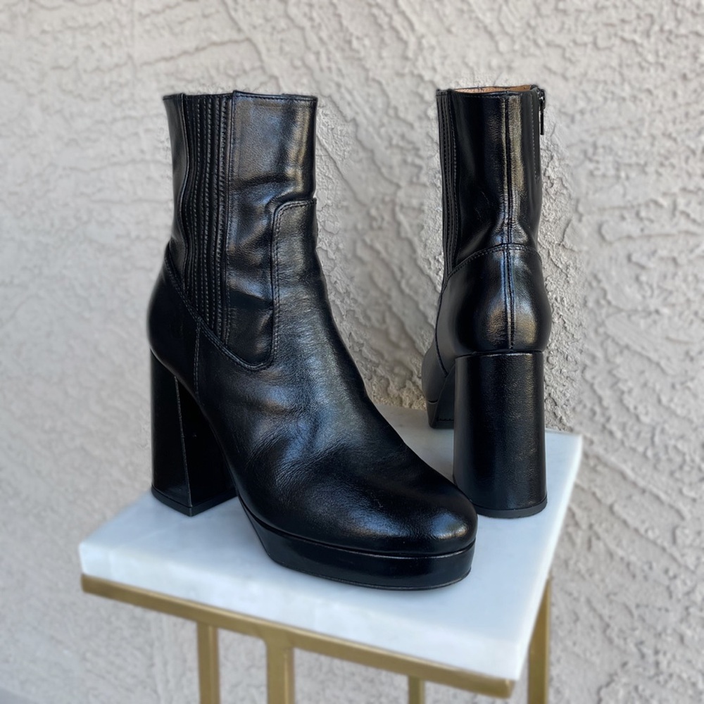 Sezane Black Ankle Boots with Chunky Heel - Picture 10 of 16